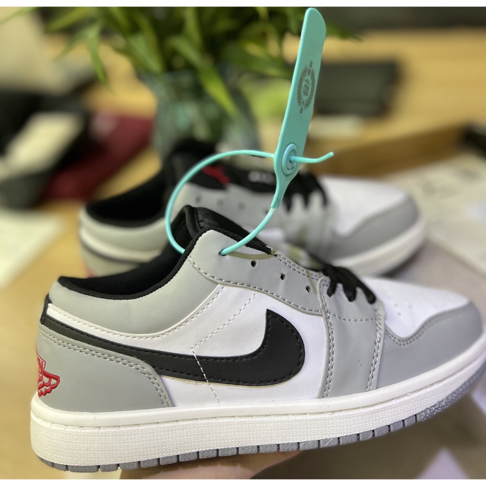 Giày Jordan Xám Chỉ Đỏ Nam Nữ,Giày JD Xám Chỉ Đỏ Full Box Full Bill