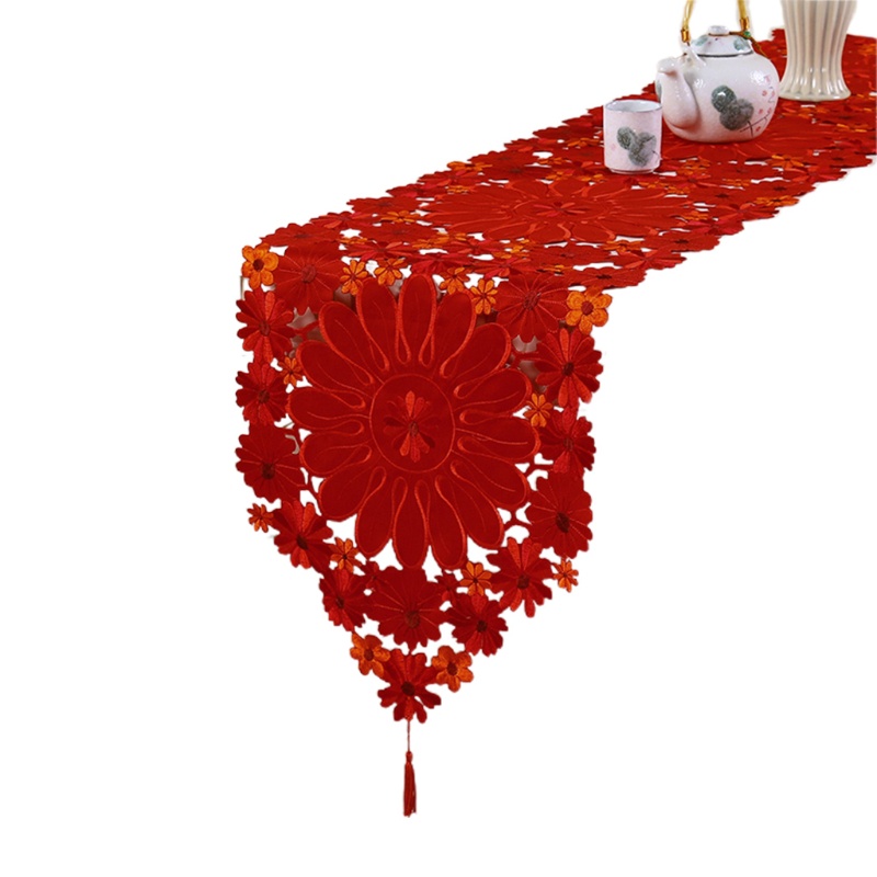 Khăn trải bàn thêu họa tiết giáng sinh sang trọng dùng trang trí nội thất