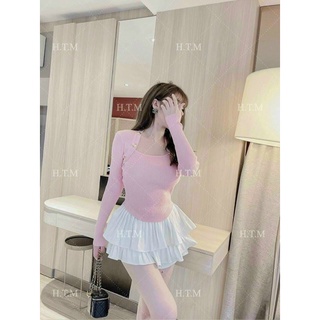 Áo thun gân cổ vuông phối nút BG