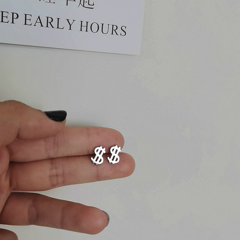 Hoa tai thiết kế hình ký hiệu dollar cá tính thời trang