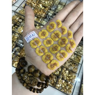 Hoa hướng dương ôm móng hướng dương vàng tết có hoa tay chân trang trí móng tay