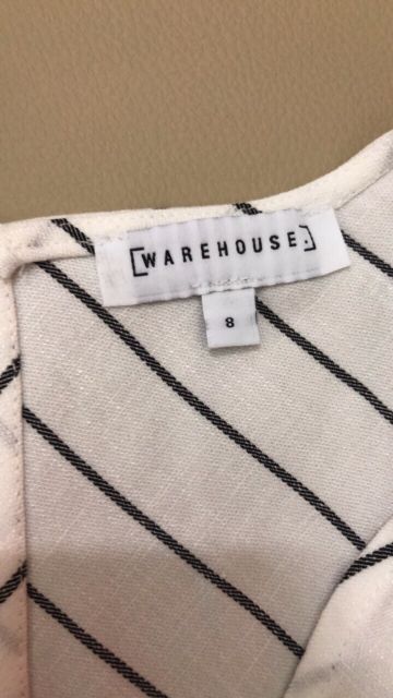 Đầm linen WareHouse Stripe V Neck Midi Dress