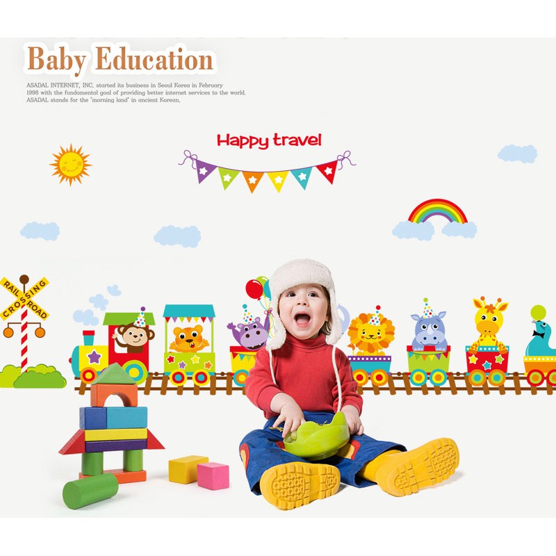 Tranh decal, decal dán tường trang trí phòng cho bé bầy thú đi trên đoàn tàu vui vẻ TE16