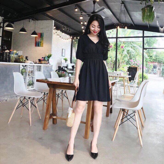 Đầm phồng nhúng eo