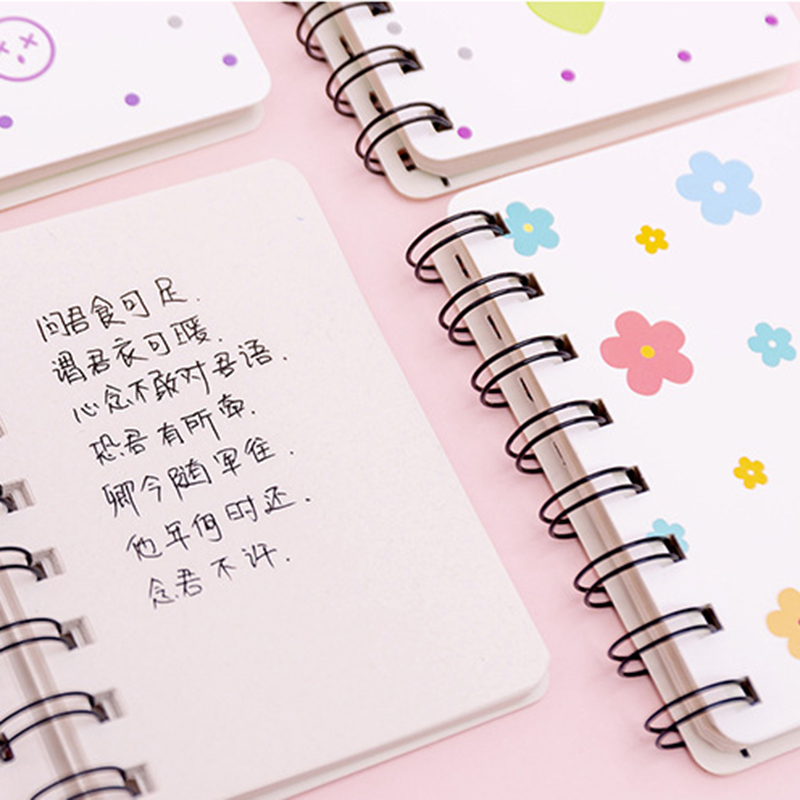 Sổ Tay Khổ A7 Bìa Họa Tiết Hoa Xinh Xắn