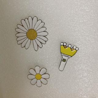 GD Same Paragraph Daisy Trâm Peaceminusone G-dargon Trâm