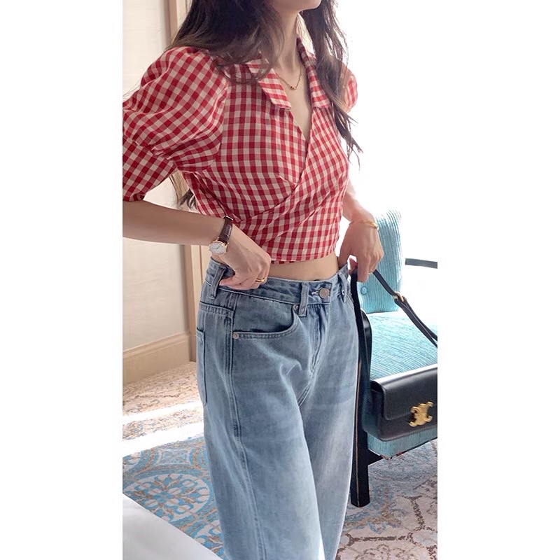 Áo croptop kẻ đỏ buộc nơ sau lưng