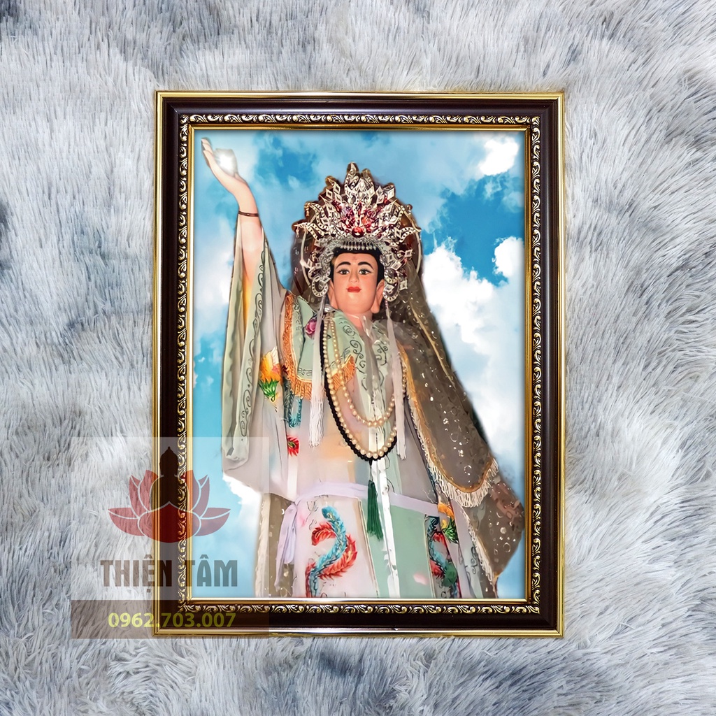 Tranh Mẹ Nữ Oa Nương Nương 36x48cm bằng vải phủ bóng khung composite xịn xò