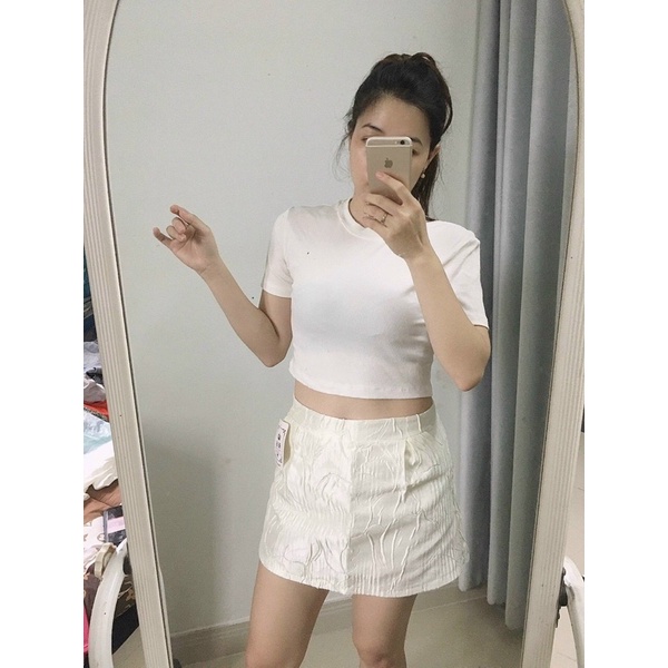 Áo thun cổ tròn VNXK