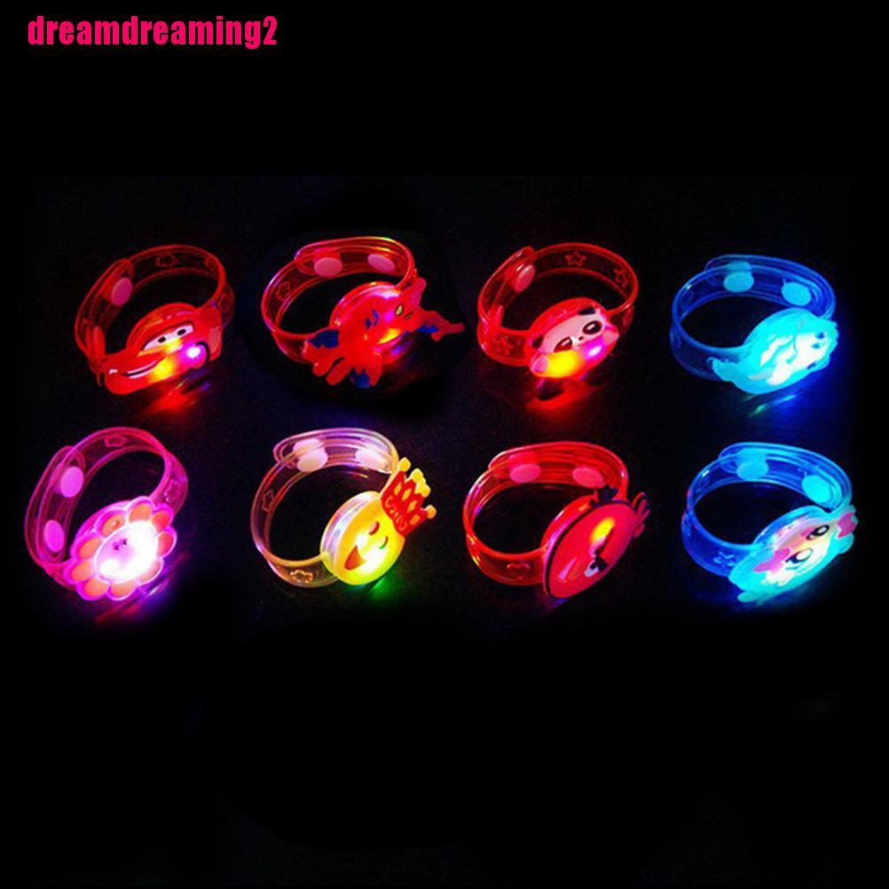 Dây Đeo Cổ Tay Gắn Đèn Led Dễ Thương