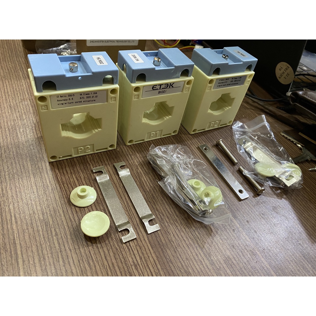 Biến dòng CT 100/5A 200/5A 300/5A ETEK - Current Transformer CT 100/5A 200/5A 300/5A ETEK