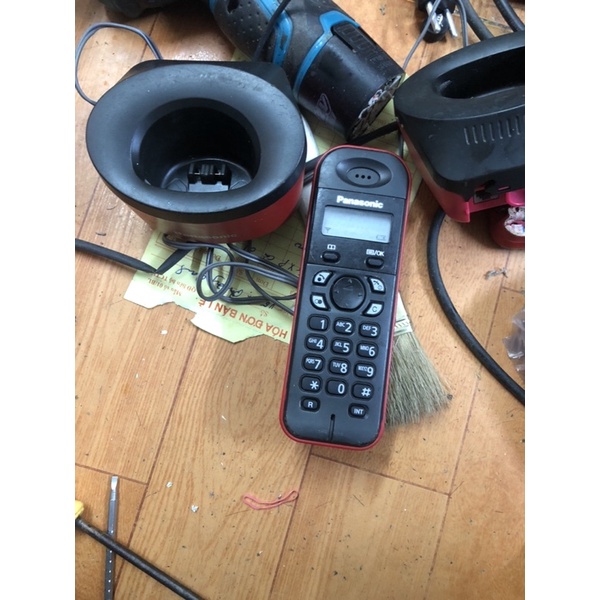 Điện thoại cố định kéo dài Panasonic KX-TG1311 ,1100
