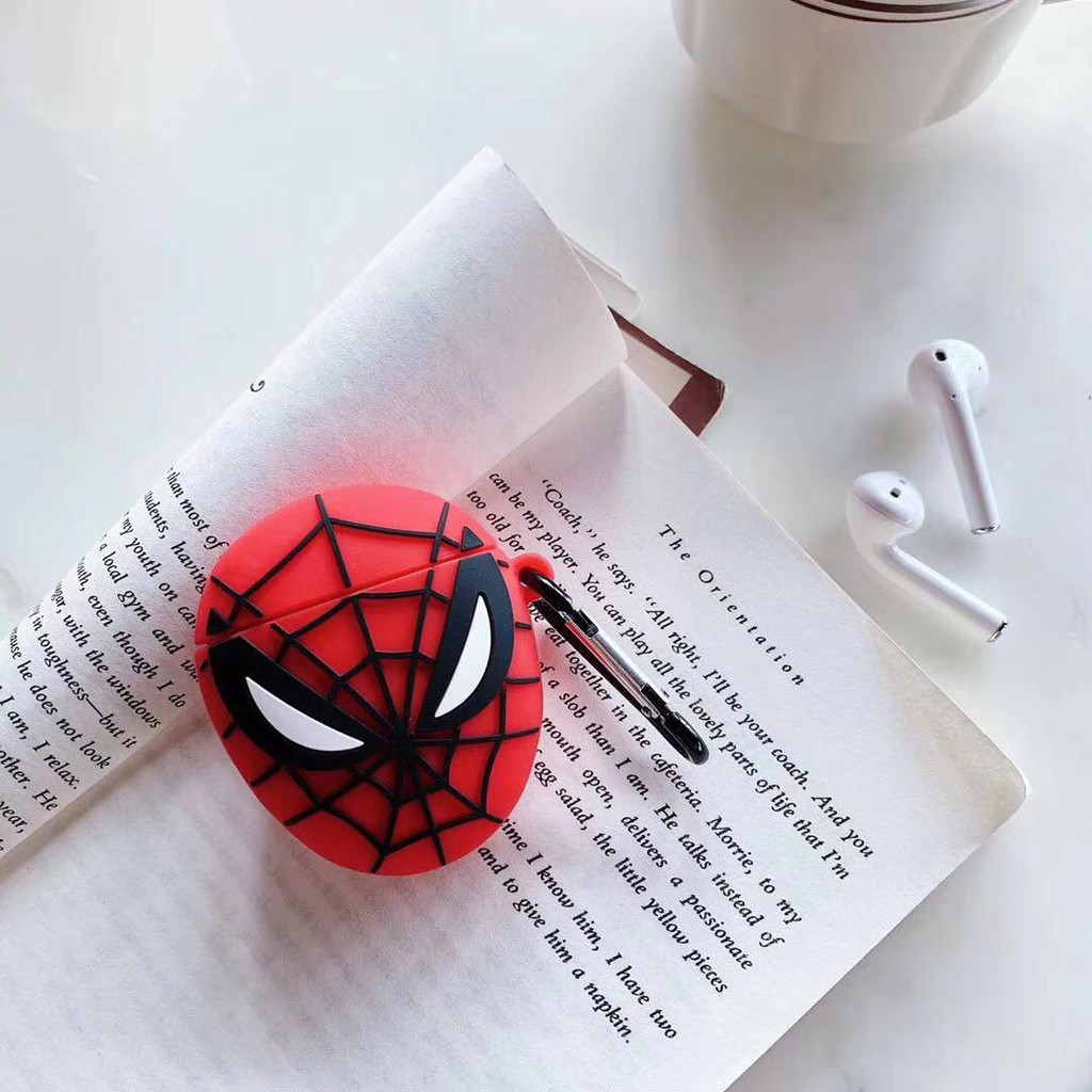 Vỏ bảo vệ hộp sạc tai nghe Airpods hình Spiderman xinh xắn