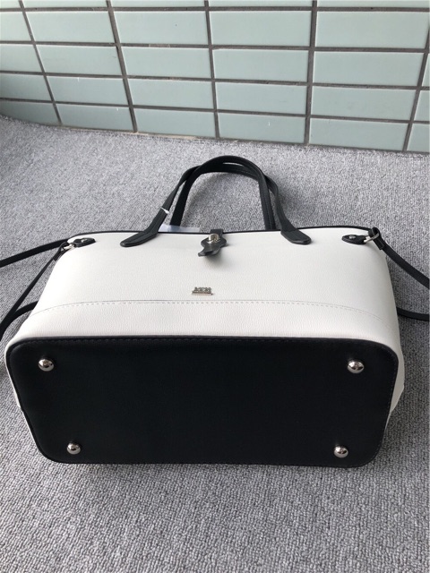 𝐓𝐮́𝐢 𝐋𝐲𝐧 - 𝐌𝐚̂̃𝐮 𝐦𝐨̛́𝐢