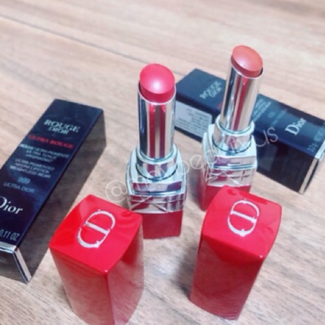 Son Dior vỏ đỏ Ultra Rouge 999,436