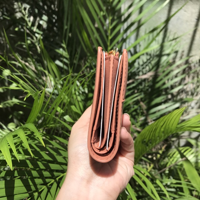 Ví đựng tiền và card