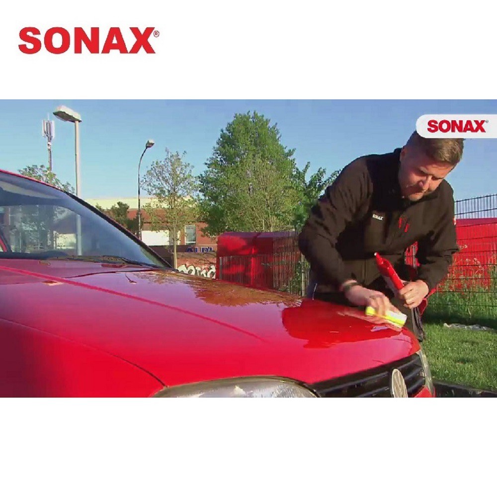 Kem Đánh Bóng Sơn Xe SONAX CarPolish 250ml 300100 Chứa hoạt chất làm bóng nhanh bảo vệ hoàn hảo cho chiếc xe của bạn.