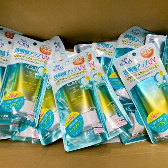 Kem chống nắng Skin Aqua kem chống nắng nâng tông Skin Aqua SPF50+ PA++++ Maneki | BigBuy360 - bigbuy360.vn