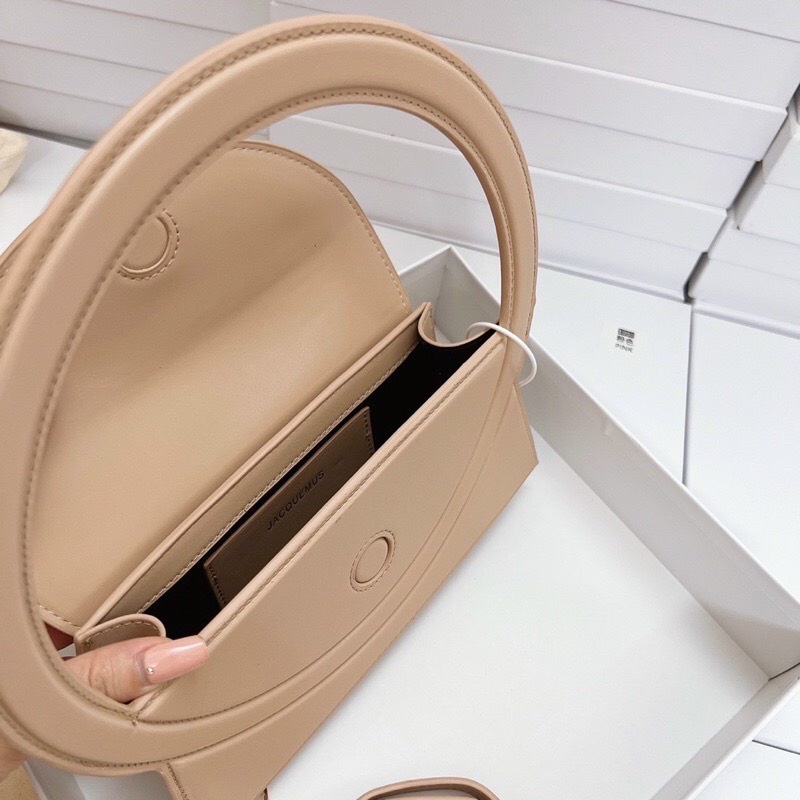 Túi Jacquemus Quai Tròn Kèm Dây Đeo FullBox Size 24