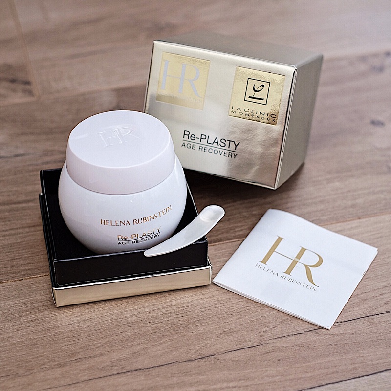 Kem Dưỡng Da Mặt Ban Ngày Giúp Làm Trắng Và Săn Chắc Da Chống Lão Hóa