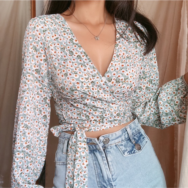 [ẢNH THẬT ĐỘC QUYỀN ] Áo cột Chow (có lỗ xỏ dây bên hông) | BigBuy360 - bigbuy360.vn