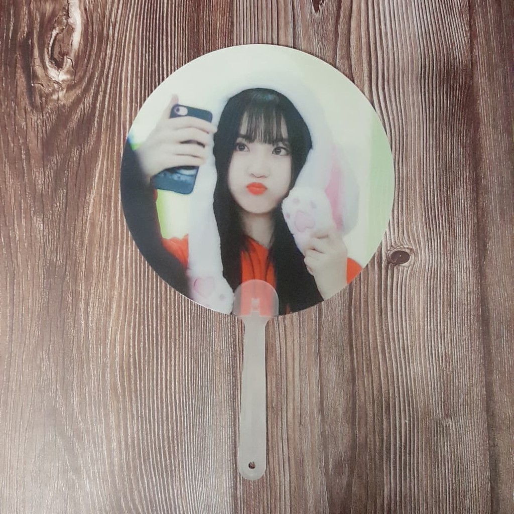 Quạt Momo