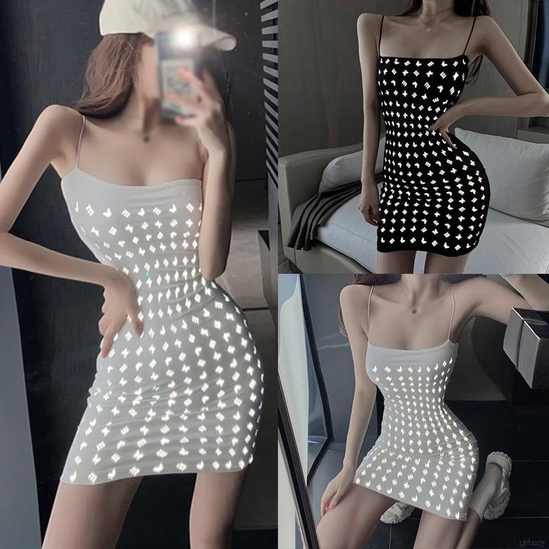 Đầm Sát Nách Hoạ Tiết Bướm Dạ Quang Phong Cách Hàn Quốc | BigBuy360 - bigbuy360.vn