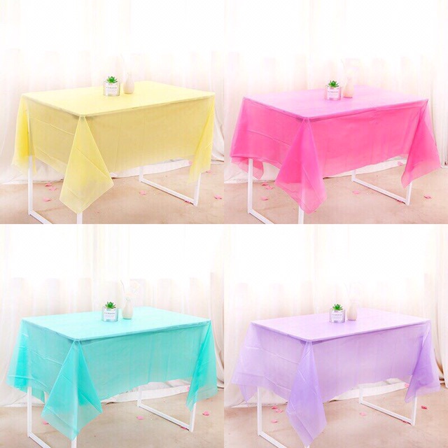 Khăn trải bàn dùng trang trí sinh nhật