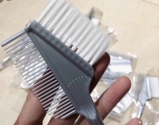 Set 25 cây lược nhuộm Toni Guy [Wego_Cosmectics]
