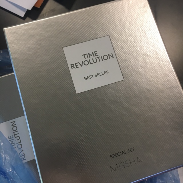 Missha Time Revolution Essence & Ampoule set