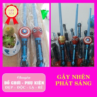 Đồ chơi gậy siêu nhân phát sáng