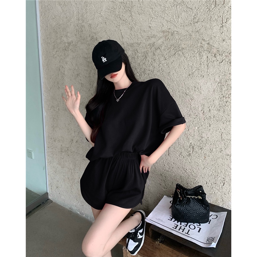 Set Áo Thun Ngắn Tay Cổ Tròn + Quần Short Ống Rộng Lưng Thun Thời Trang Hè Cho Nữ