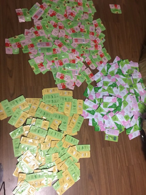 Tẩy tế bào chết cho da mặt HOA CÚC & TRÀ XANH (set 2goi) [RẺ VÔ ĐỊCH] hàng nội địa trung | BigBuy360 - bigbuy360.vn