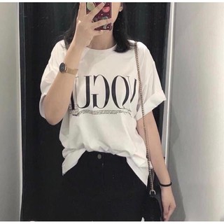 Áo phông hoạ tiết chữ Vogue