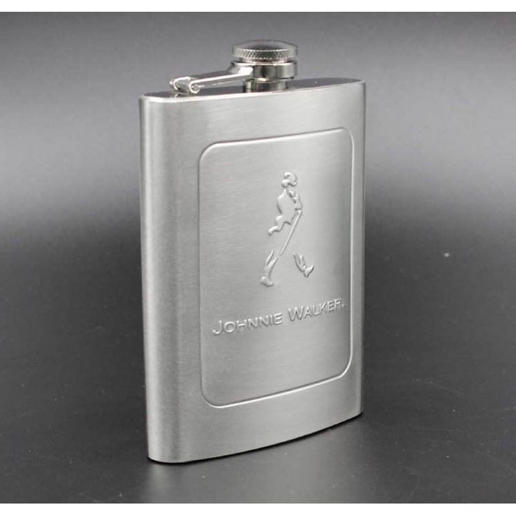 Bình inox đựng rươuJohnnie Walker 250ml logo nổi