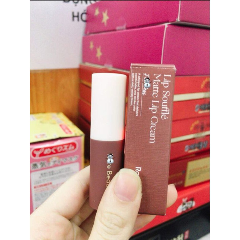 Son kem lì Rare Beauty