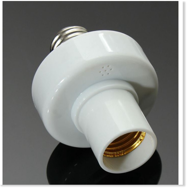 Đuôi đèn  GIÁ VỐN] Đuôi đèn E27 điều khiển từ xab thông minh, điều khiển bật tắt bóng đèn từ xa cao cấp 5976