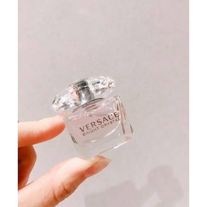 Nước hoa nữ mini Vers..ace Bright Crystal EDT 5ml