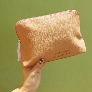 Túi đựng mỹ phẩm của Laura mercier