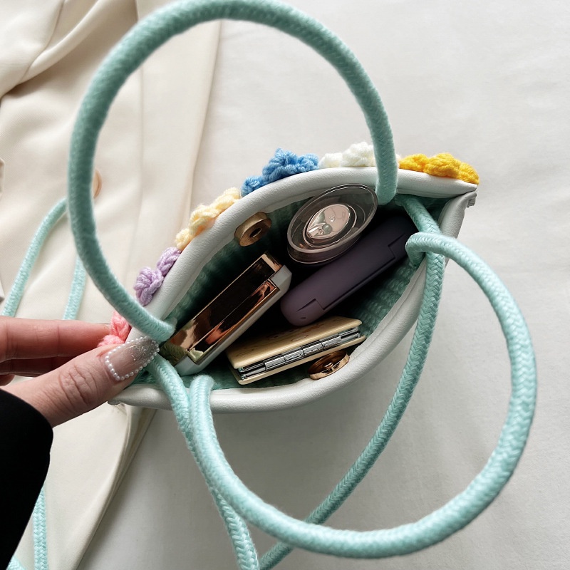 Túi Đeo Chéo Hình Vuông Nhỏ Gọn Nhẹ Thêu Họa Tiết Thời Trang Cho Nữ