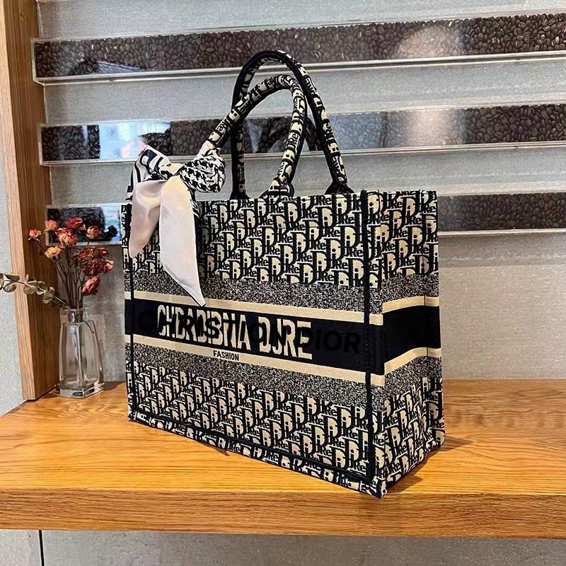 Túi Xách Nữ Thổ Cẩm Kèm Khăn Lụa Big Size - Size 41