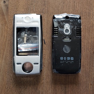 Vỏ điện thoại Motorola E680 không phím