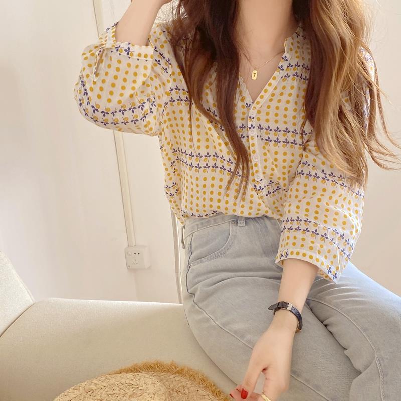 2022new spring style South Korea dongdamen early autumn women's temperament top chiffon shirt women's design sense of minority