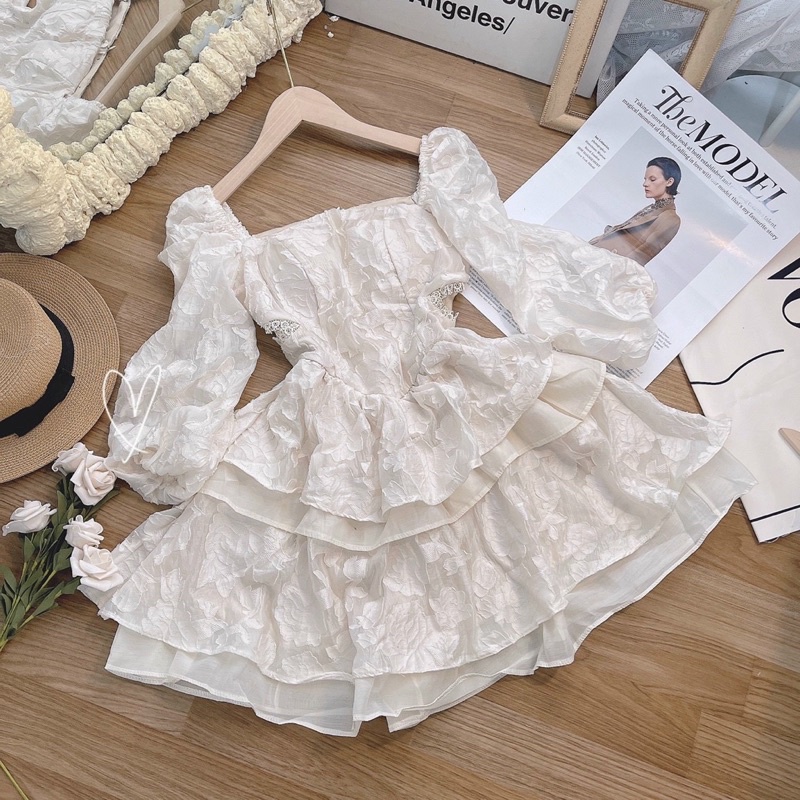 Đầm ren phối voan tầng thiên nga