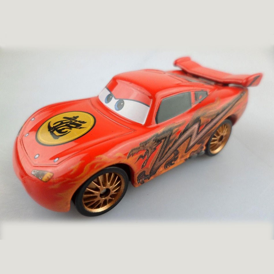 Xe ô tô mô hình Disney Cars Lighting McQueen - Đỏ
