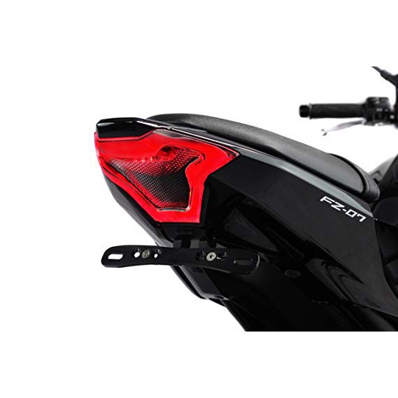 Đèn Hậu TST Malaysia Tích Hợp Xi Nhan Cho YAMAHA EXCITER 150i, R3, R25, MT-03, MT-25, MT07 mẫu 2