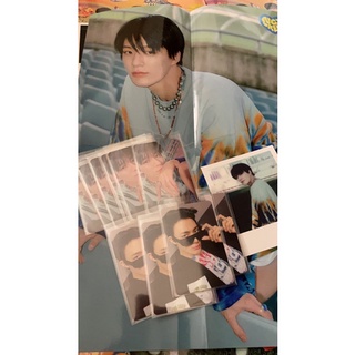 có sẵn bộ photocard hello future