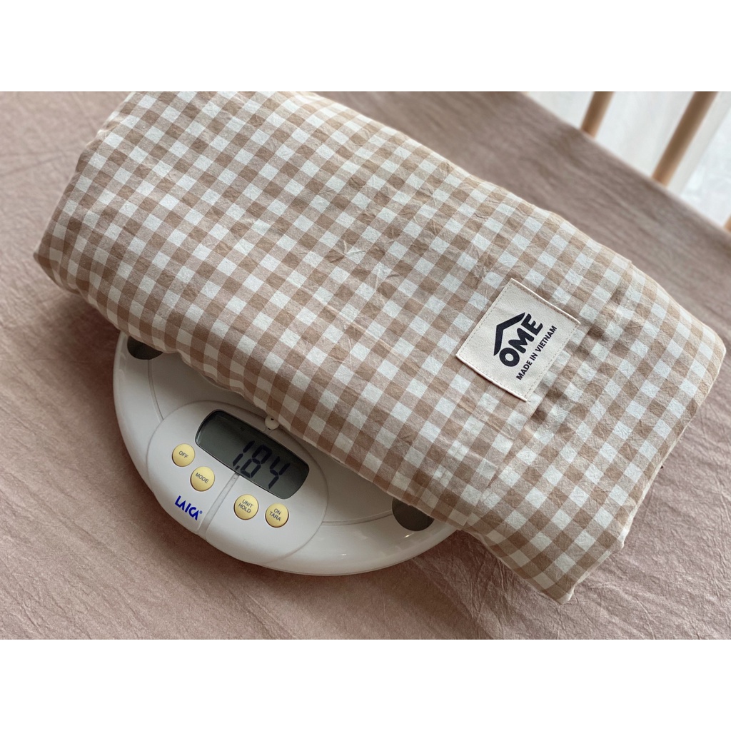 Chăn chặn đa năng vải đũi Ome 3in1 đắp bụng kiêm ủ kén - chặn giật mình giúp bé được "ôm ấp" khi ngủ