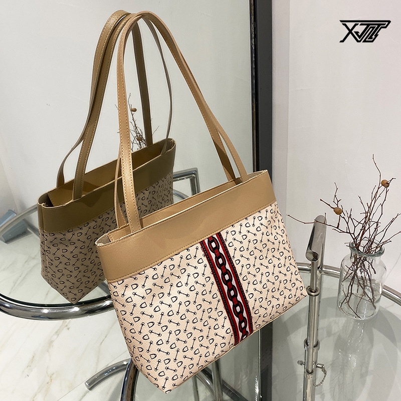 Túi Xách Tote Cỡ Lớn In Họa Tiết Thời Trang Mới