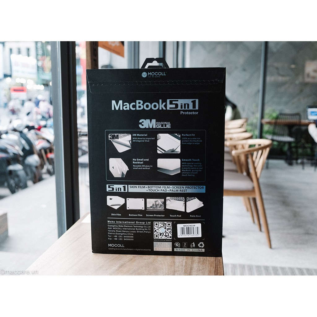 Combo dán full macbook pro 2020 chính hãng Mocoll